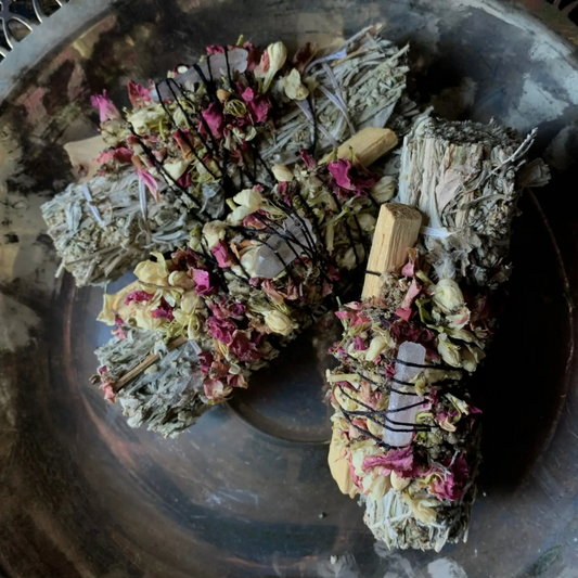 Mugwort + Palo Santo Ritual Bundle